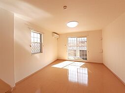 シャトレ5 1階ワンルームのリビング/ダイニング