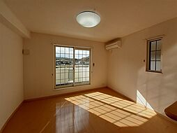 レーベン スクエア 2号館 2階1LDKのリビング/ダイニング