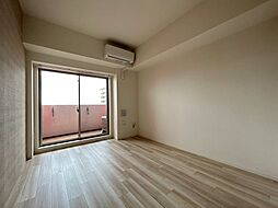 セレニテ神戸プリエ 8階1Kのリビング/ダイニング