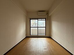 エスリード三宮 2階1Kのリビング/ダイニング