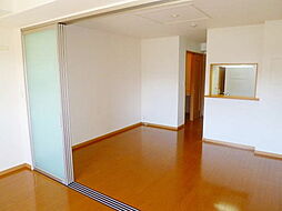 グランド・サン・フローラM 1階1LDKのリビング/ダイニング