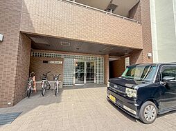 11 / 20