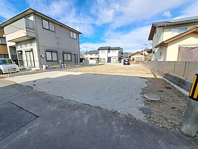 外観：現地写真　2025年4月完成予定！類似物件のご内覧等、お気軽にお問合せください♪　       　