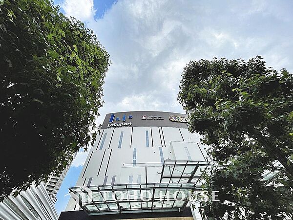 周辺を拡大表示