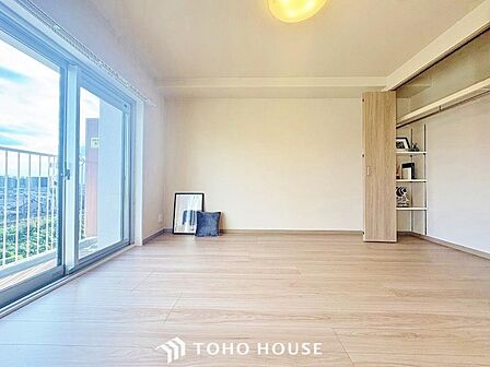 物件の陽当りや通風・仕様設備やお部屋の大きさの比較、近隣・周辺環境や街並みなど、資料には掲載していない情報が現地にはたくさんあります。是非一度、現地をご確認ください。