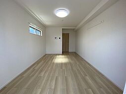 コンフォール　ライフ 204 2階1Kのリビング/ダイニング