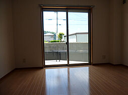 スカイピア B101 1階3LDKのリビング/ダイニング