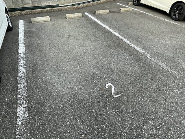 6 / 11