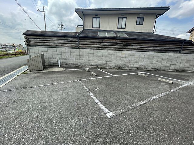 5 / 11