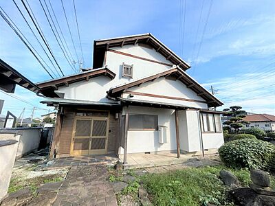 外観：【住宅ローン減税対象】価格には消費税、リフォーム費用を含みます。リフォーム中でもご案内可能。内覧希望の方はお電話ください。