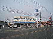 ローソン倉敷平田店 569m