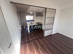 JR吉備線 東総社駅 徒歩2分の賃貸アパート 2階1LDKのリビング/ダイニング