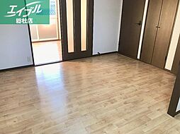 水島臨海鉄道 球場前駅 徒歩9分の賃貸アパート 2階2LDKのリビング/ダイニング