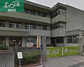 倉敷市立川辺小学校 937m