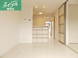 JR山陽本線 倉敷駅 徒歩32分の賃貸アパート 1階1LDKのリビング/ダイニング