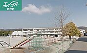 倉敷市立緑丘小学校 1439m