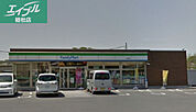 ファミリーマート琴浦西店 421m
