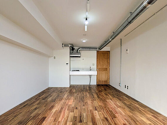 アカシアを採用...