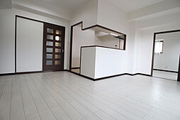 アムール和白駅 4LDKのリビング/ダイニング