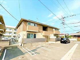 スカイブルー　A棟 205 ｜ 香川県高松市太田上町1232-1（賃貸アパート1LDK・2階・42.76㎡） その1