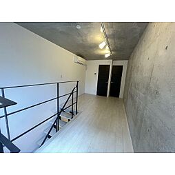 ミレドゥーエ目黒本町 102 1階1LDKのリビング/ダイニング