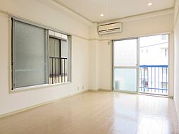 メゾン田園調布 3階1Kのリビング/ダイニング