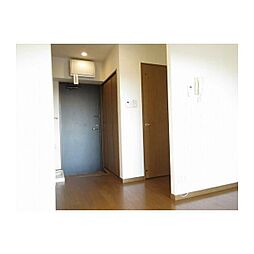 ラ・フロレスタ壱番館 7階ワンルームのリビング/ダイニング