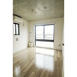 ジョワ西大井 2階1Kのリビング/ダイニング