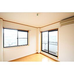 ウィスタリア世田谷 3階1Kのリビング/ダイニング