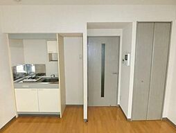 ロイヤルアメニティー大森 11階ワンルームのリビング/ダイニング