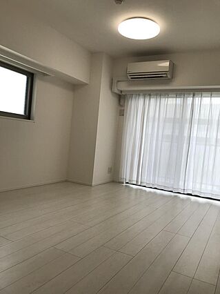 リビング/ダイ...