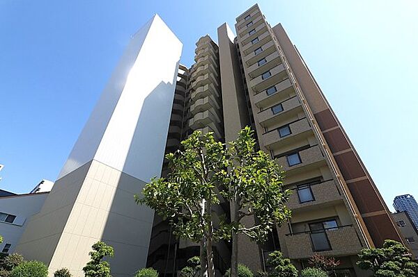 エントランスを拡大表示