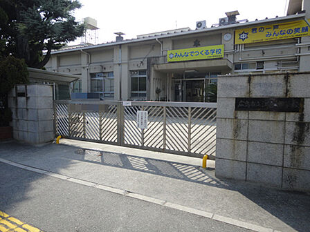 広島市立江波中学校:徒歩10分(約750m)