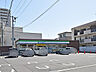 周辺：ファミリーマート 楽々園店：徒歩3分（約200ｍ）