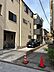 外観：南側隣地通路のため、日当たり良好です♪