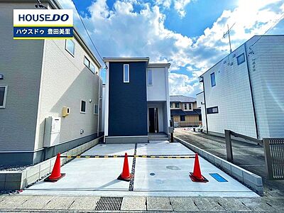 外観：【現地案内予約受付中】建築中につき、同施工会社の完成現場のご案内もさせていただきます！