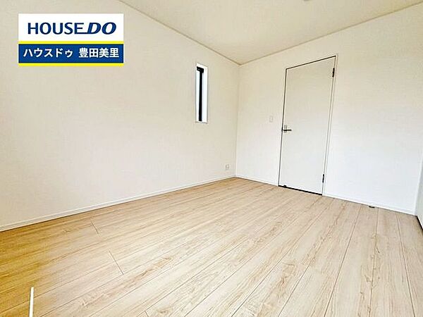 洋室を拡大表示