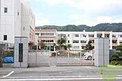池田小学校 945m
