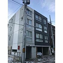 北海道札幌市中央区南二条西18丁目（賃貸マンション1LDK・2階・37.34㎡） その1