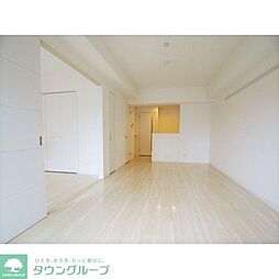 Urban Cloud Izumi 1階1LDKのリビング/ダイニング