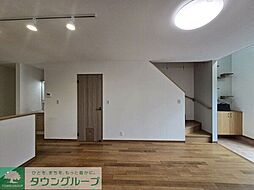 カッツェカヤバ 2階2LDKのリビング/ダイニング