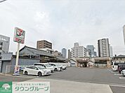 セブンイレブン名古屋則武2丁目店 徒歩5分。 330m
