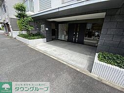 13 / 28