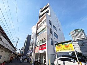 大阪府大阪市北区錦町（賃貸マンション1LDK・7階・43.00㎡） その1