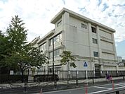 川崎市立渡田小学校（450m）