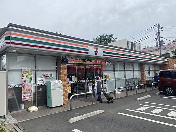 画像11:セブンイレブン中野上高田2丁目東店 徒歩5分。 370m