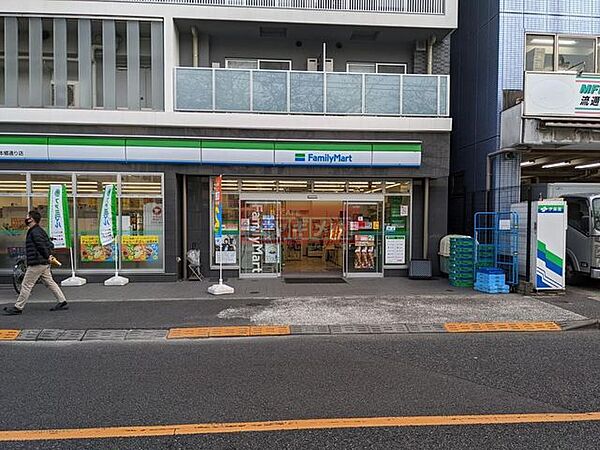 画像8:ファミリーマート中野弥生町本郷通り店 徒歩4分。 300m