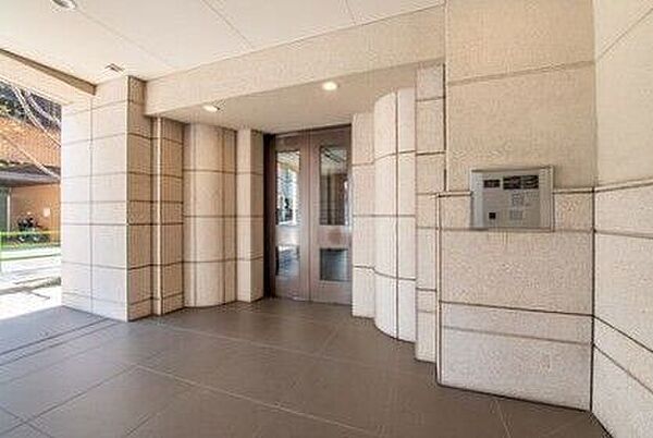 エントランスを拡大表示