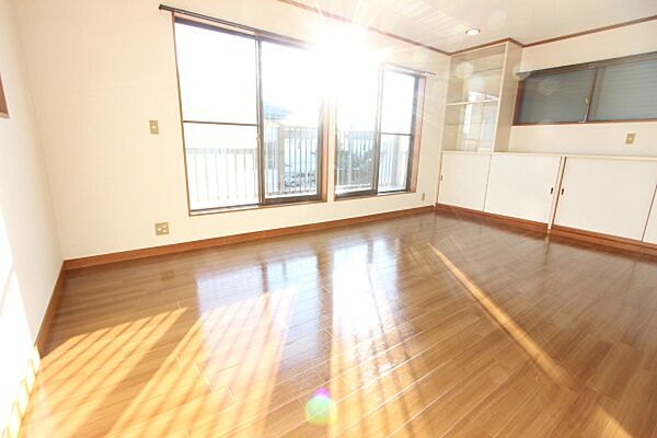 detached 茨城県土浦市板谷

地図を見る