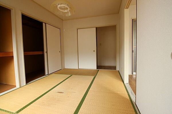 apartment 茨城県牛久市栄町
地図を見る